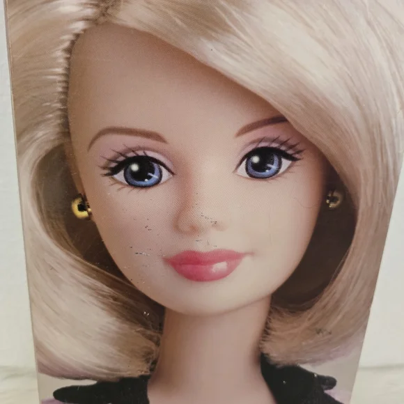 1998 AVON Representative Barbie Doll Blonde Mattel - Picture 3 of 6